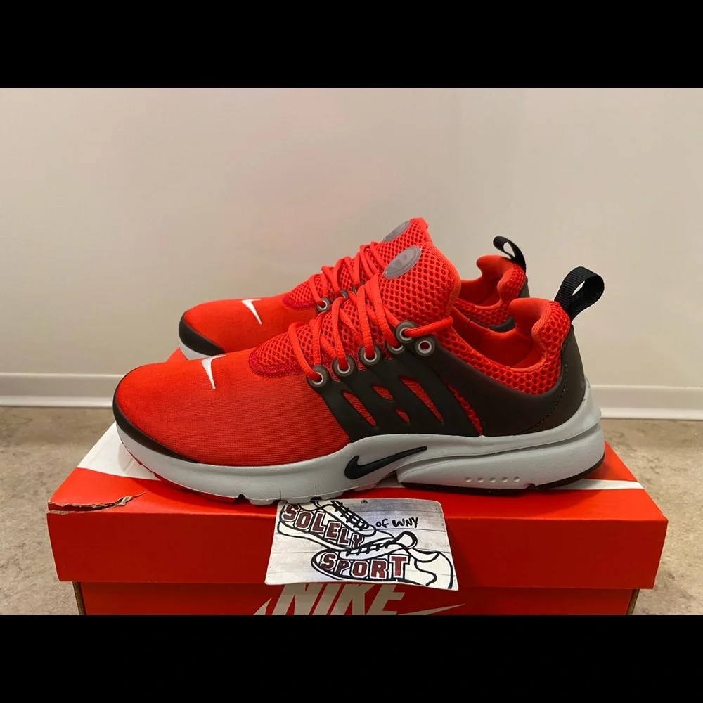 NEW Nike Air Presto Red Black Running Shoes Womens